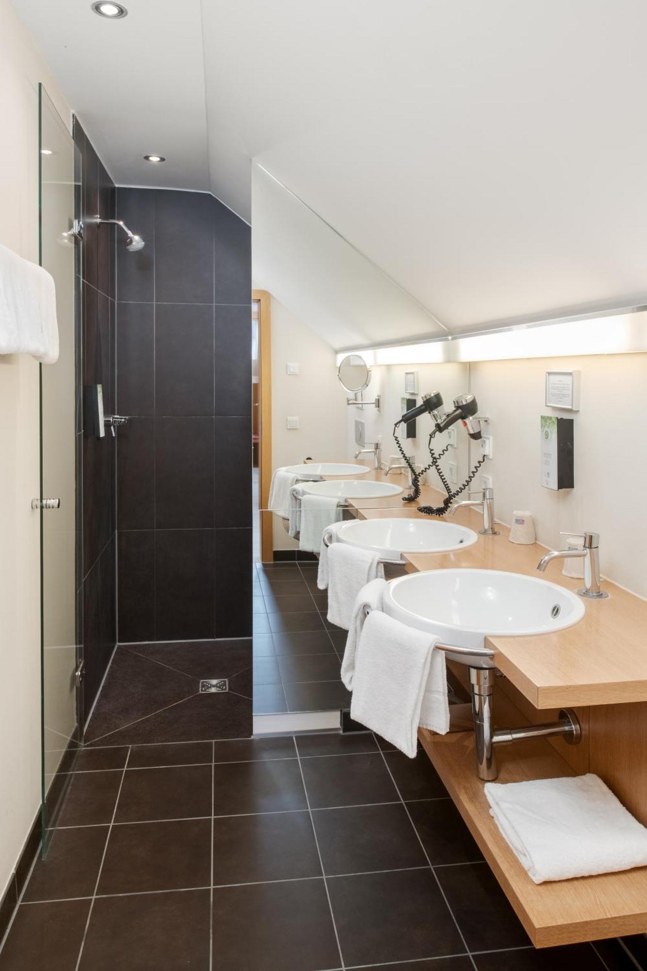 רימסטינג Hotel Aiterbach Am Chiemsee מראה חיצוני תמונה
